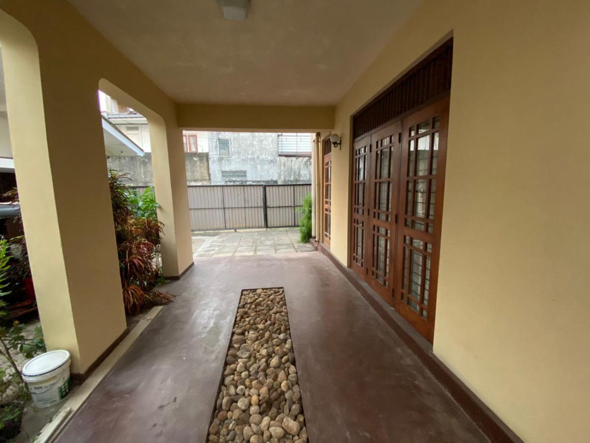 Bed and Breakfast Oasis Colombo Exterior foto