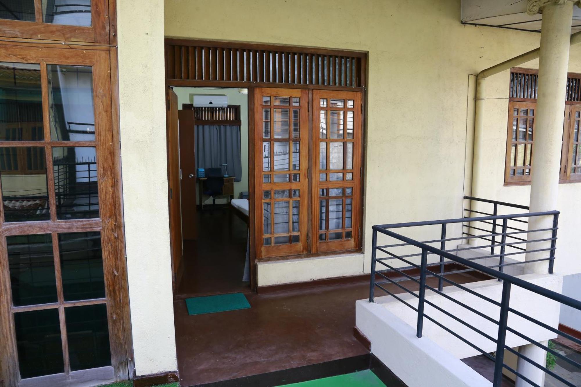 Bed and Breakfast Oasis Colombo Exterior foto