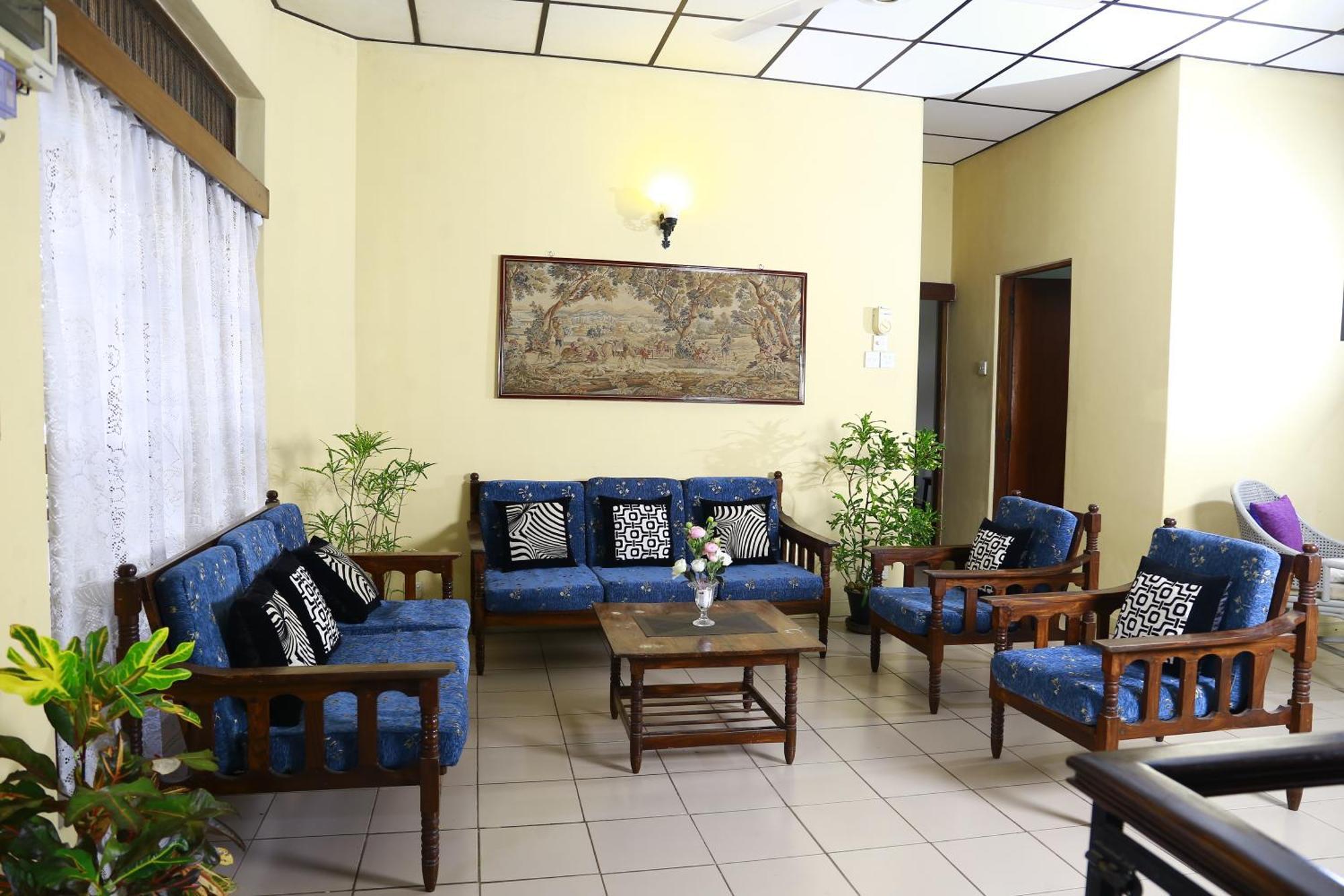 Bed and Breakfast Oasis Colombo Exterior foto